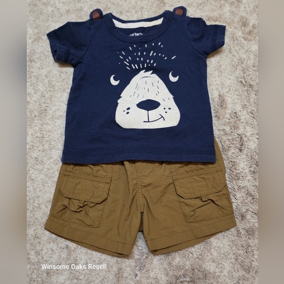 Old Navy Other - Navy Bear Graphic Tee and Khaki Shorts Set